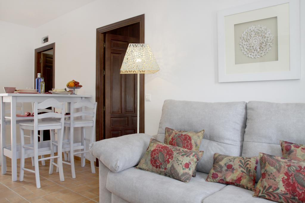 Apartamentos San Fernando 76 コルドバ エクステリア 写真