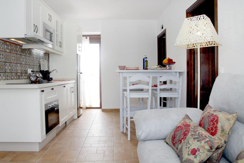 Apartamentos San Fernando 76 コルドバ エクステリア 写真